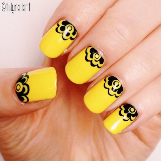 Yellow crowned nails